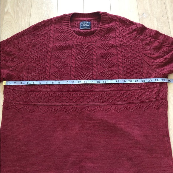 Abercrombie & Fitch Textured Crew Neck Sweater in Red Men’s Size XL - Picture 8 of 10